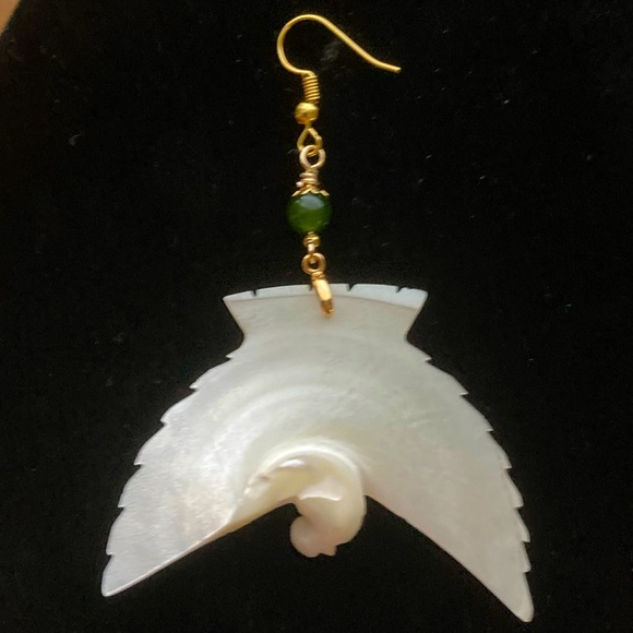 Crane Earrings - MOP/Shell - Picture 6 of 9